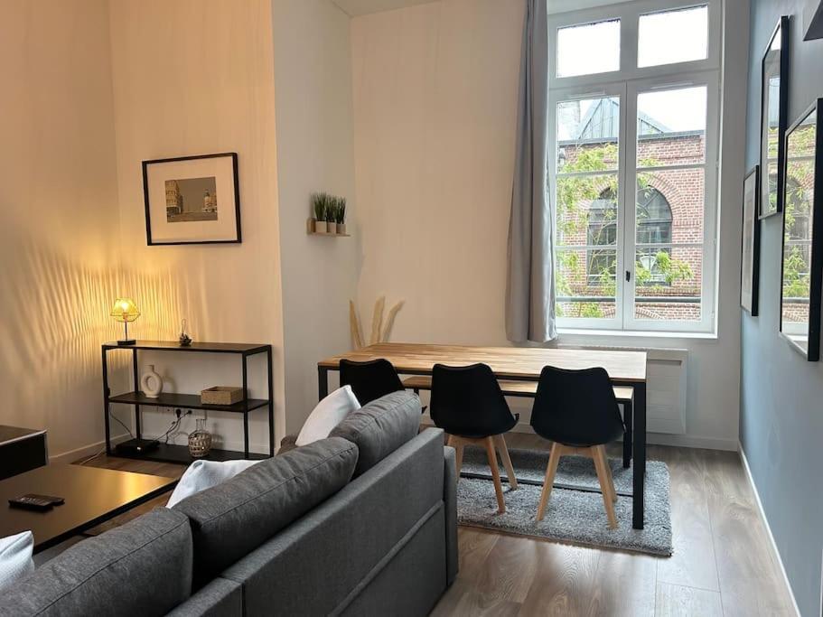 Vieux-Lille Appartement Renove Avec Une Chambre Exterior foto